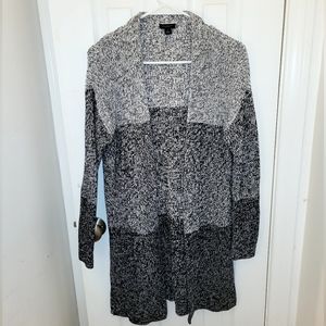 ANN TAYLOR CARDIGAN